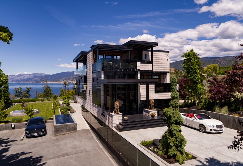 Luxury estate at 587 Vancouver Avenue, Penticton, BC — photo 21