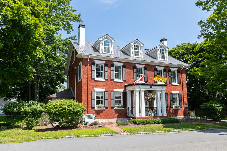 Luxury estate at 142 Queen Street, St. Andrews, NB — photo 4