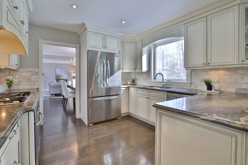 Luxury estate at 208 Mineola Road West, Mississauga, ON — photo 12