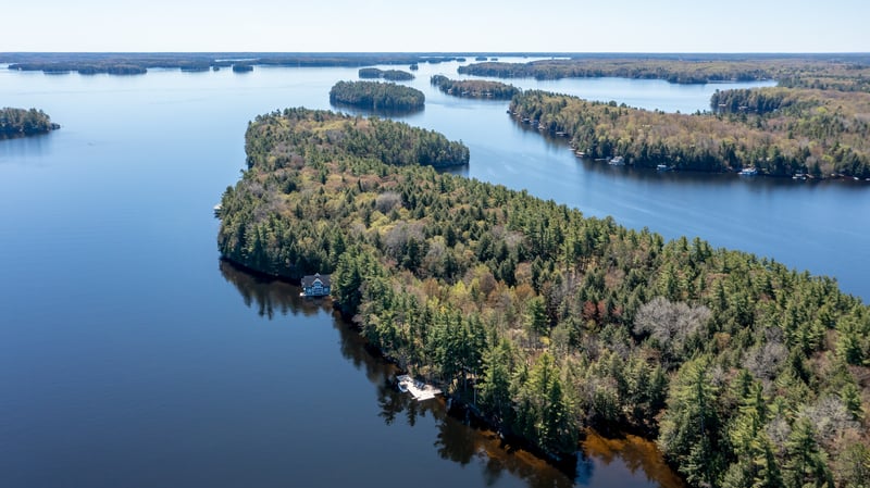 Luxury estate at 14 Milford Bay Road, Milford Bay, ON — photo 4