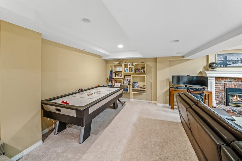 Luxury estate at 76 Stradbrooke Way Southwest, Calgary, AB — photo 30
