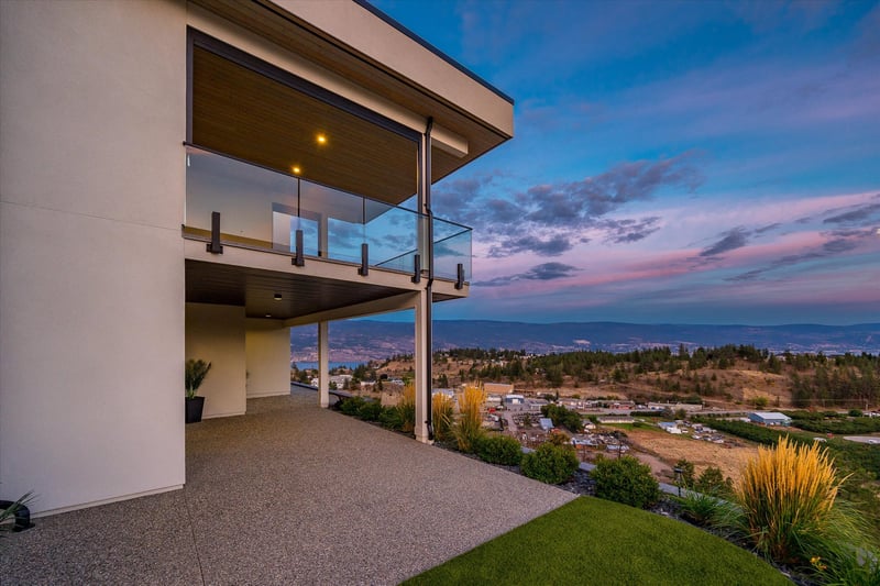 Luxury estate at 17499 Sanborn Street, Summerland, BC — photo 5