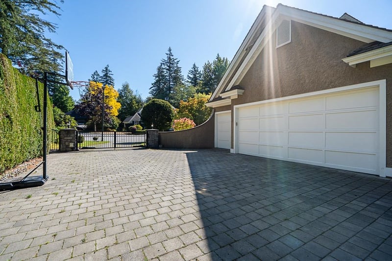 Luxury estate at 13761 22A Avenue, Surrey, BC — photo 21