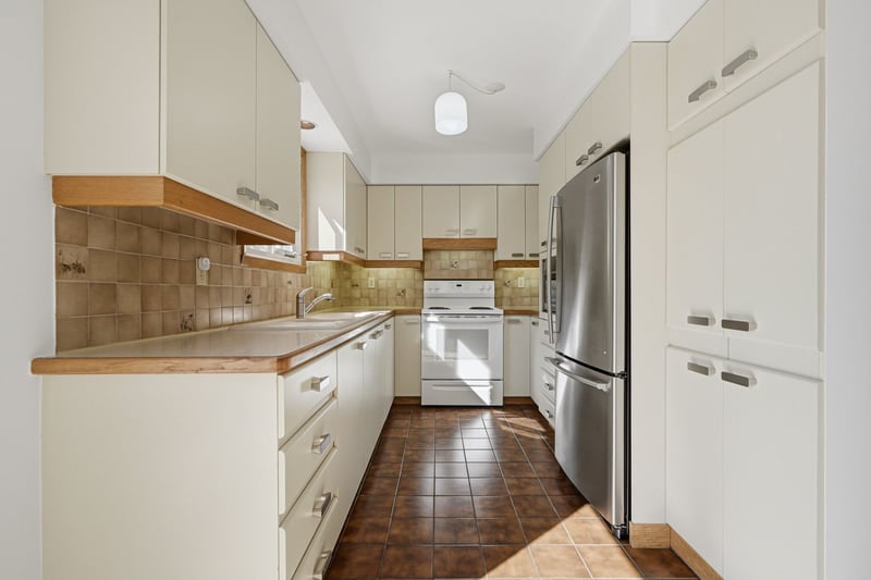 Luxury estate at 248 Rue Neil, Granby, QC — photo 12