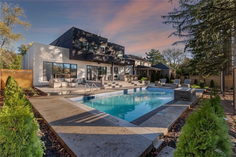 Luxury estate at 142 Blair Lane, Hamilton — photo 16