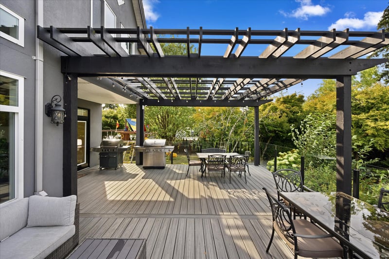 Luxury estate at 16505 26 Avenue, Surrey, BC — photo 4