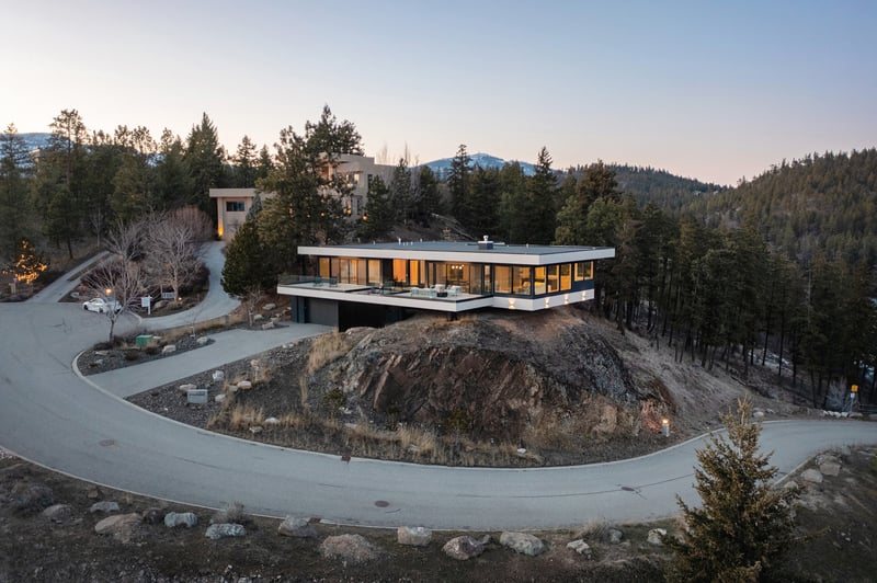 Luxury estate at 1190 Stoneypointe Court, Kelowna, BC — photo 3