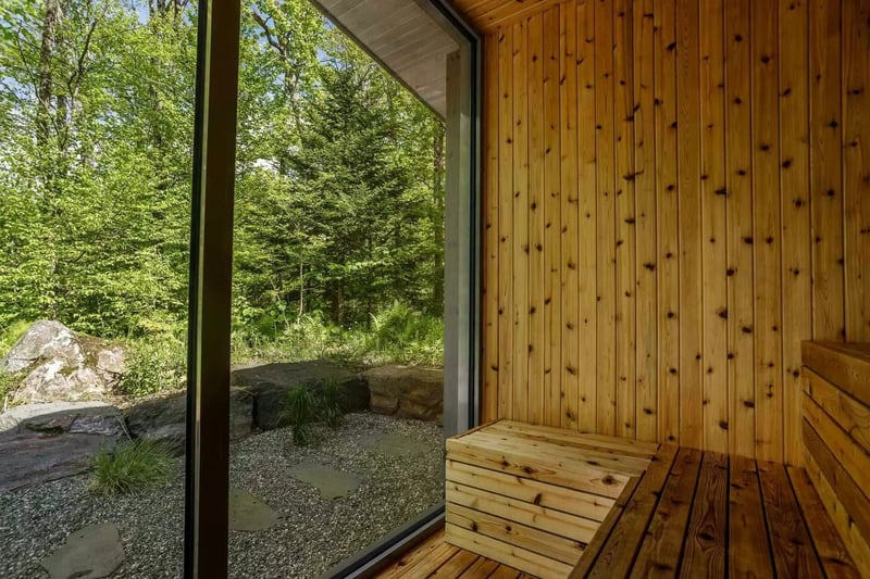 Luxury estate at 15 Chemin du Hibou, Eastman, QC — photo 46