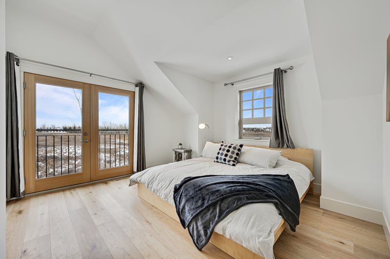 Luxury estate at 84 Eagle Butte Ranch, Calgary — photo 17