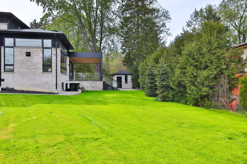 Luxury estate at 1143 Kane Road, Mississauga, ON — photo 21