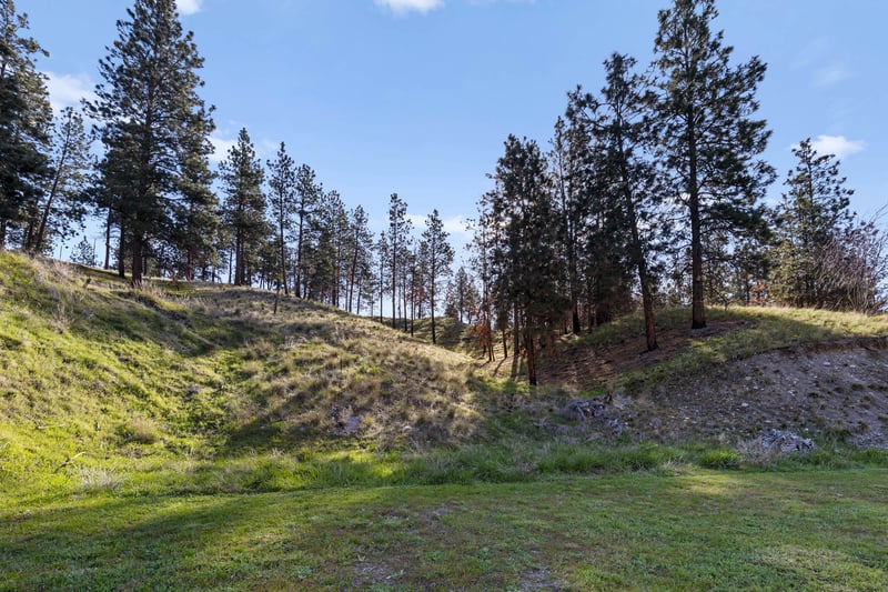Luxury estate at 10989 Maddock Avenue, Lake Country, BC — photo 18
