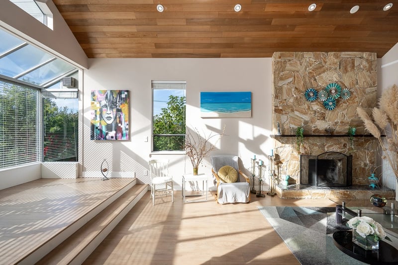 Luxury estate at 389 Metta Street, Port Moody, BC — photo 4