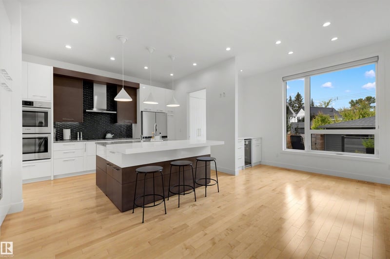 Luxury estate at 14505 Summit Drive Northwest, Edmonton, AB — photo 9