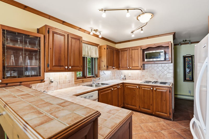 Luxury estate at 190 Avenue Joanna, Saint-Ambroise-de-Kildare, QC — photo 9
