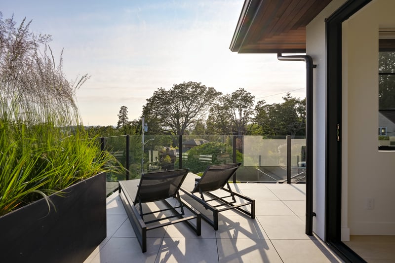 Luxury estate at 717 Robleda Crescent, Victoria, BC — photo 9