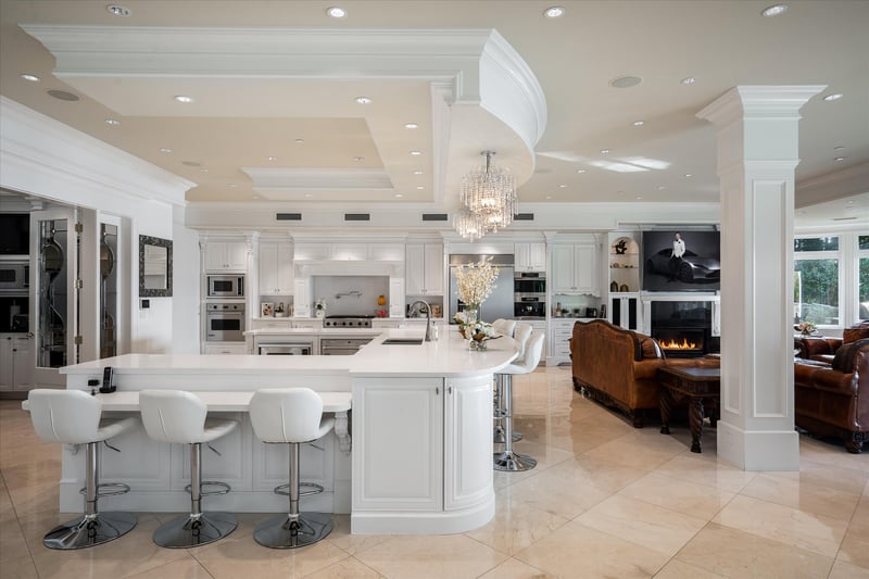 Luxury estate at 13822 Marine Drive, White Rock, BC — photo 7