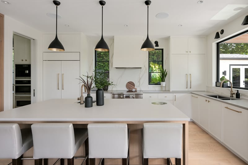 Luxury estate at 717 Robleda Crescent, Victoria, BC — photo 27