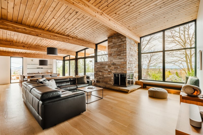 Luxury estate at 1970 Rue du Sommet-Trinité, St-Bruno-de-Montarville, QC — photo 9
