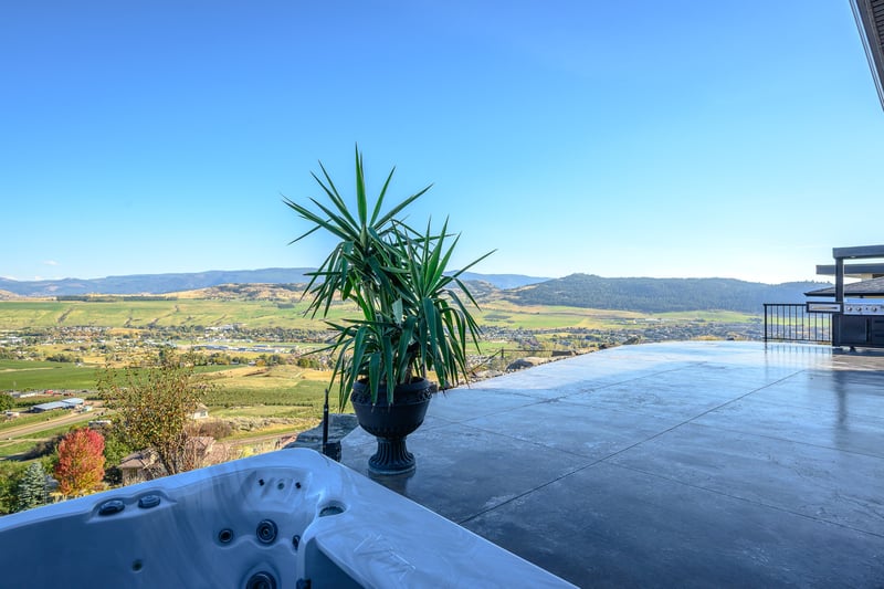Luxury estate at 328 Cordon Place, Vernon, BC — photo 39