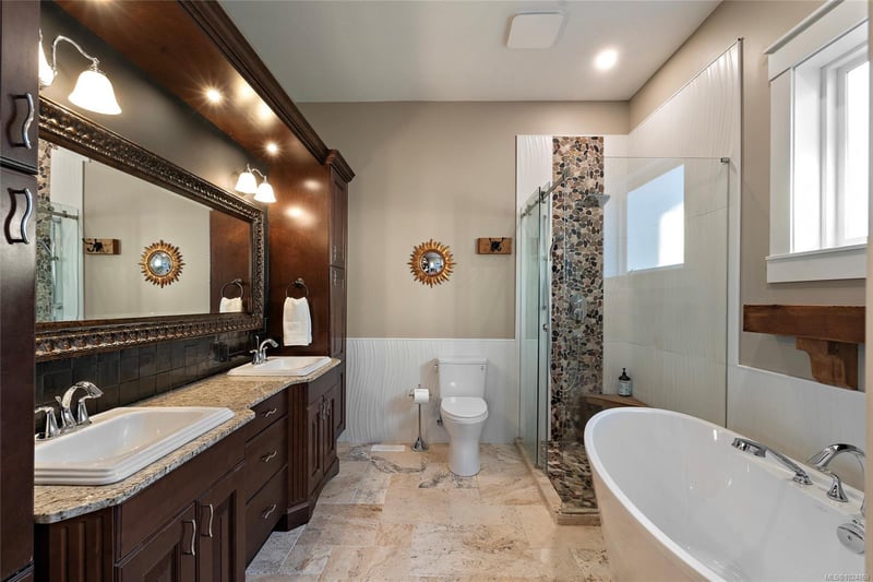 Luxury estate at 7343 Lakefront Place, Lake Cowichan, BC — photo 24