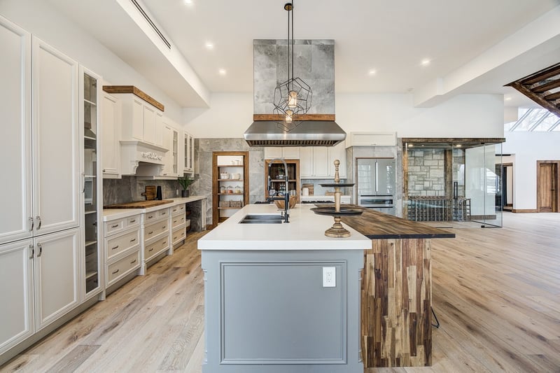Luxury estate at 3260 Côte de Terrebonne, Terrebonne, QC — photo 4