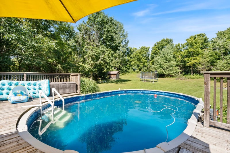 Luxury estate at 9 Michael's Lane, Tillsonburg, ON — photo 17