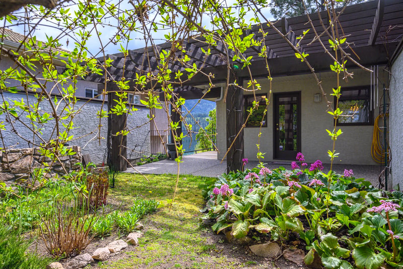 Luxury estate at 17211 Thomson Road, Lake Country, BC — photo 41