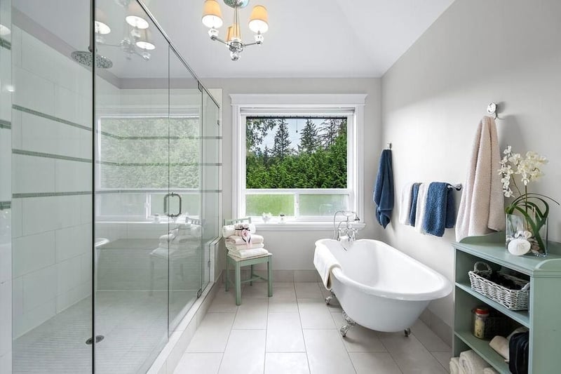 Luxury estate at 136 Deerview Lane, Anmore, BC — photo 15