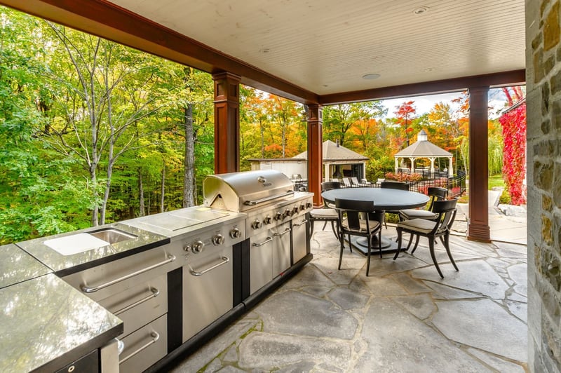 Luxury estate at 1093 Rue Béique, Mont-Saint-Hilaire, QC — photo 69