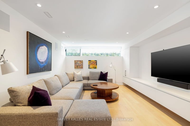 Luxury estate at 30 Edenbrook Hill, Etobicoke, ON — photo 10