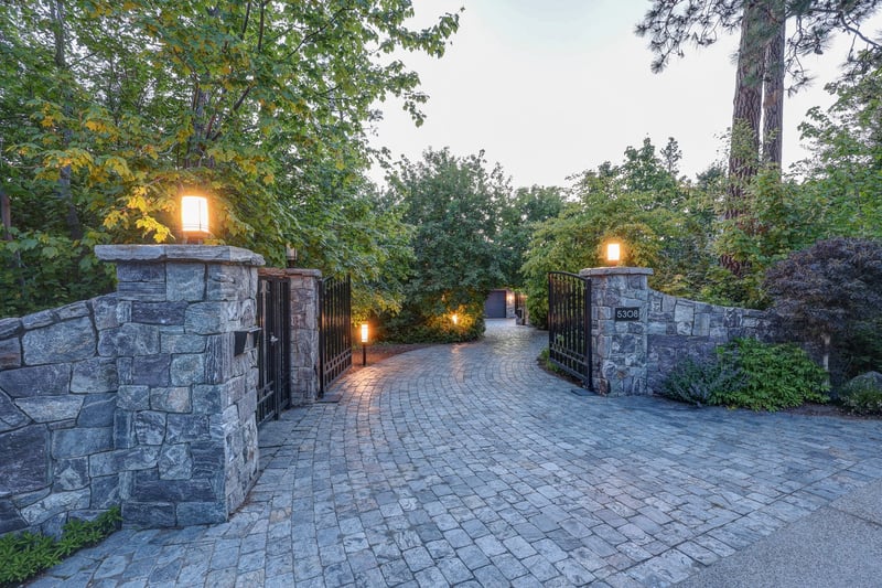 Luxury estate at 5308 Lakeshore Road, Kelowna, BC — photo 38