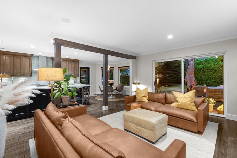 Luxury estate at 13877 32 Avenue, Surrey, BC — photo 15