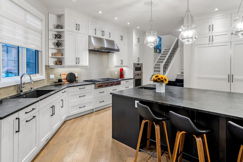 Luxury estate at 11 Elveden Place Southwest, Calgary, AB — photo 10