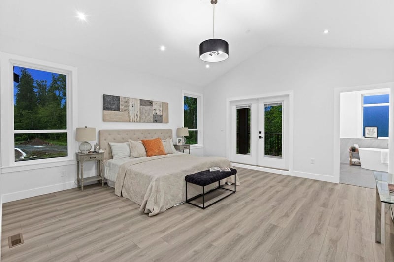 Luxury estate at 11018 243B Street, Maple Ridge, BC — photo 14