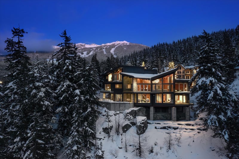 Luxury estate at 3855 Sunridge Court, Whistler, BC — photo 3