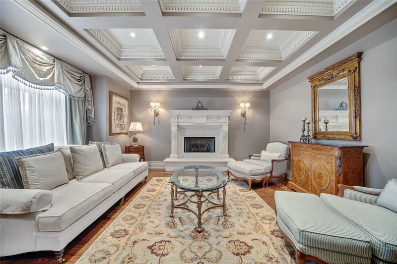 Luxury estate at 76 Scotch Valley Drive, King City — photo 5