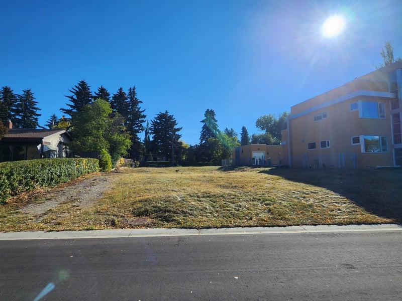 Luxury estate at 9019 Saskatchewan Drive Northwest, Edmonton, AB — photo 4