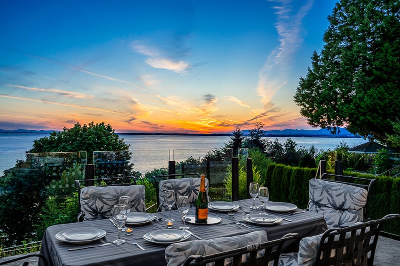 Luxury estate at 2267 Christopherson Street, Surrey, BC — photo 3