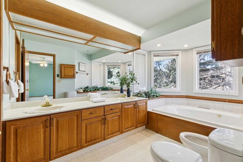 Luxury estate at 1442 Sunwood Road Southeast, Calgary, AB — photo 13