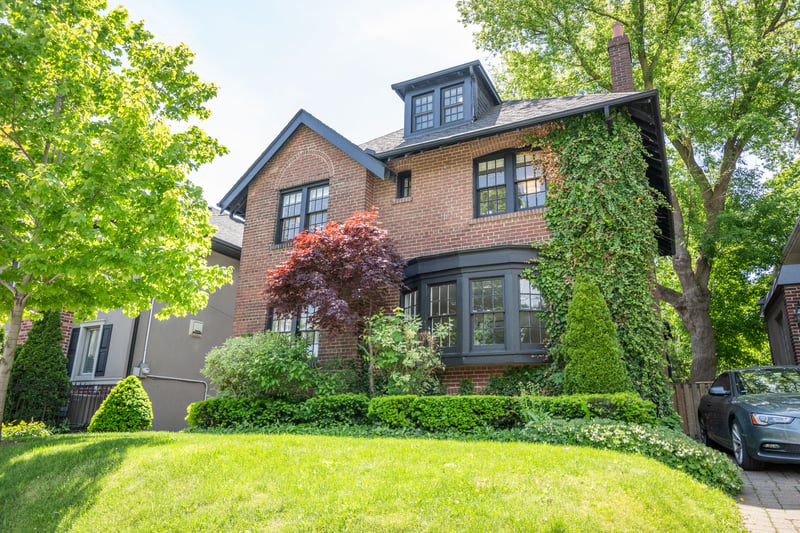 Luxury estate at 1396 Mount Pleasant Road, Toronto, ON — photo 2