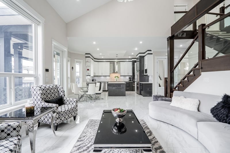 Luxury estate at 7719 155 Street, Surrey, BC — photo 11