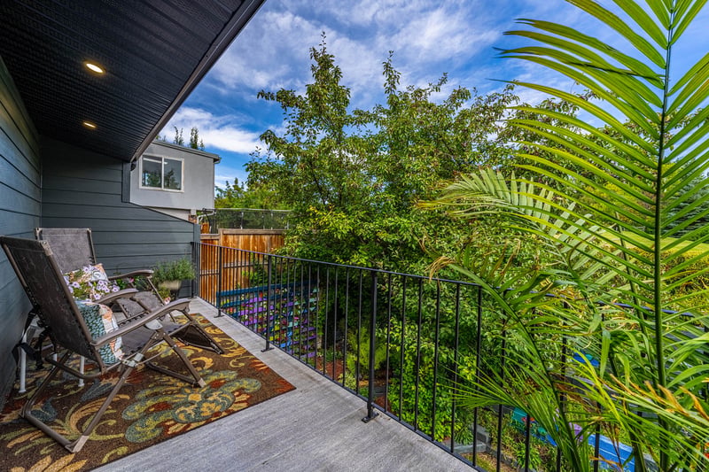 Luxury estate at 204 Pump Hill View SW, Calgary, AB — photo 35