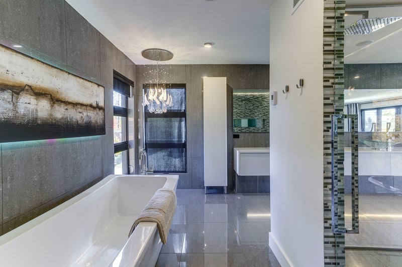Luxury estate at 43 Rue des Cardinaux, Orford, QC — photo 38
