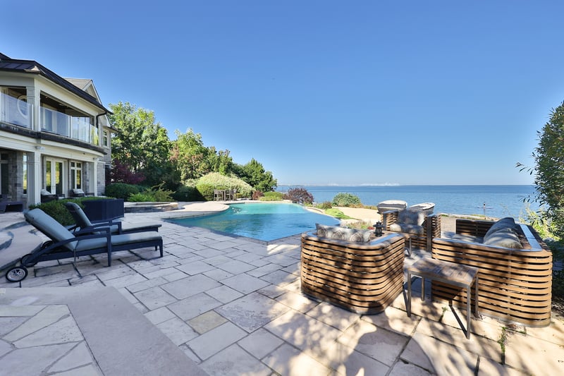 Luxury estate at 1500 Watersedge Road, Mississauga, ON — photo 4