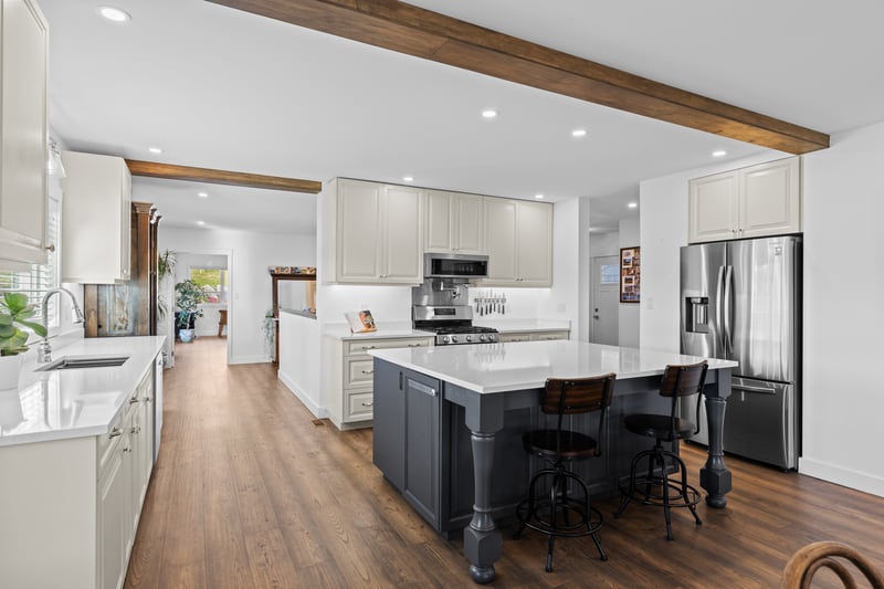 Luxury estate at 7207 Tucelnuit Drive, Oliver, BC — photo 12