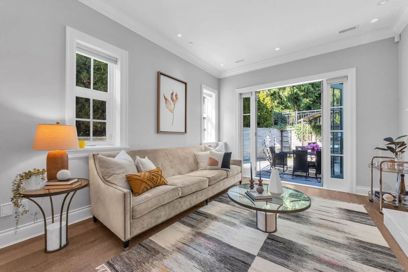 Luxury estate at 4348 Erwin Drive, West Vancouver, BC — photo 11