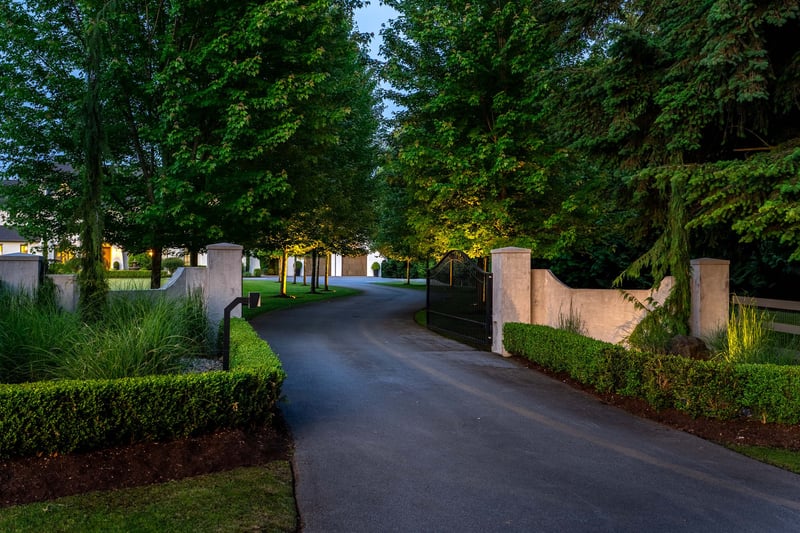 Luxury estate at 7670 240 Street, Langley Township, BC — photo 11