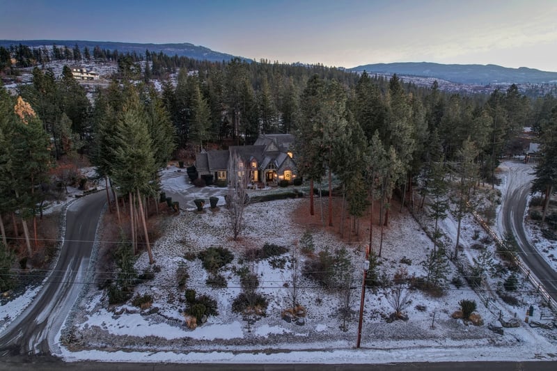 Luxury estate at 2957 Harvard Road, Kelowna, BC — photo 38