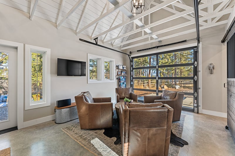 Luxury estate at 2957 Harvard Road, Kelowna, BC — photo 16