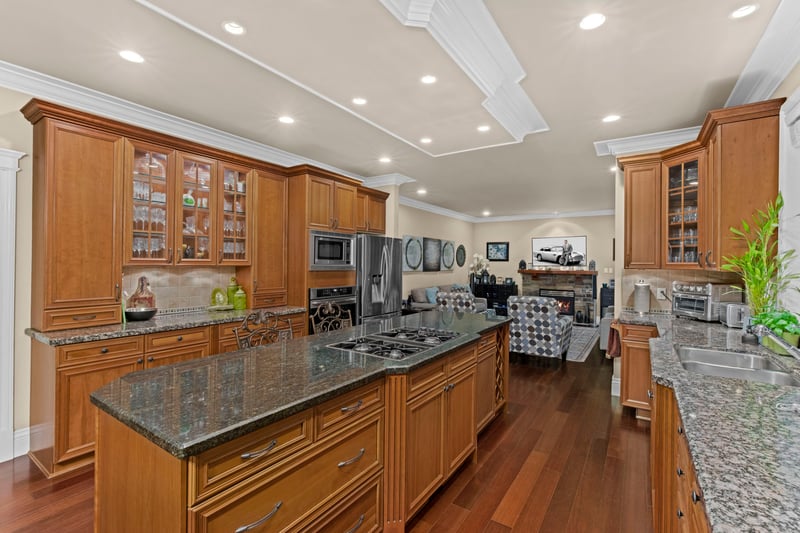 Luxury estate at 8208 Government Road, Burnaby — photo 16